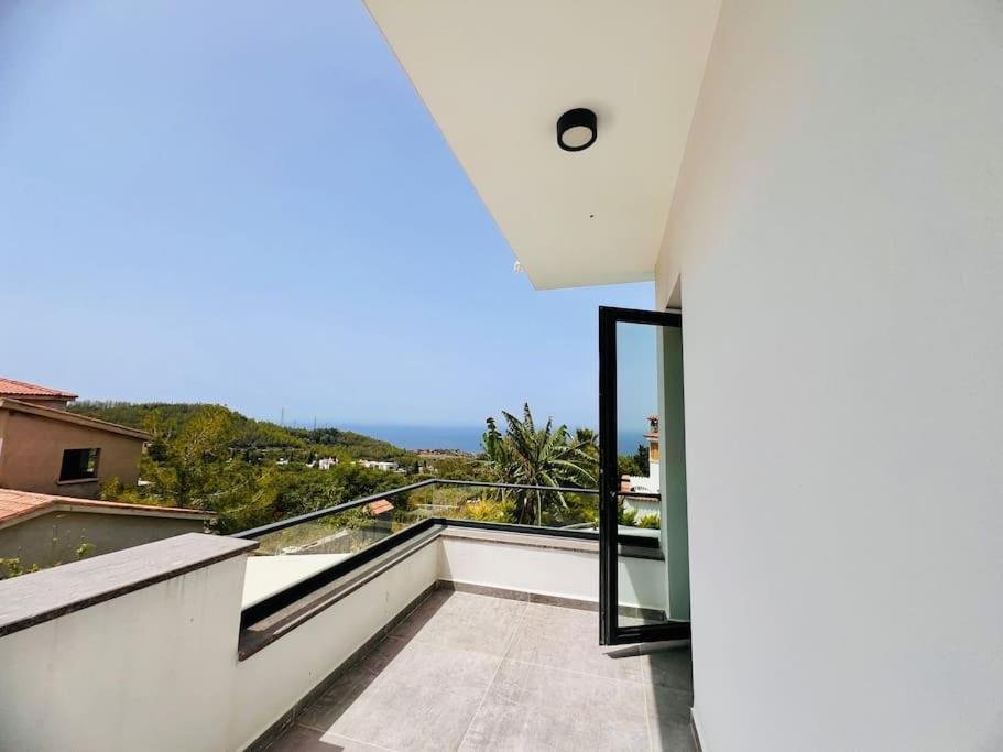 Karmi'De Rueya Gibi Tatil Villa Kyrenia  Exterior photo