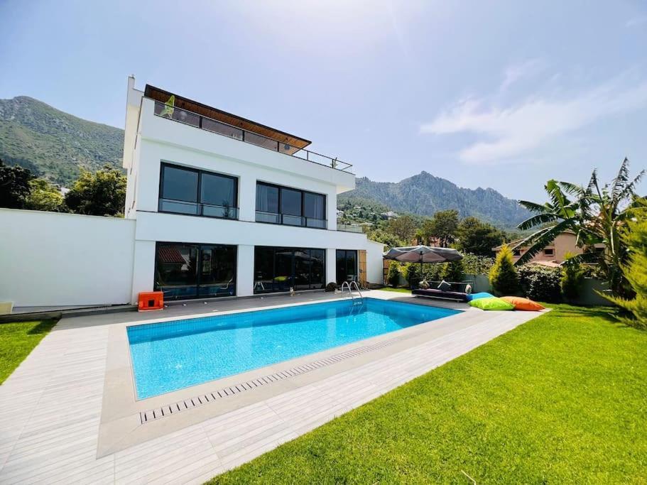 Karmi'De Rueya Gibi Tatil Villa Kyrenia  Exterior photo